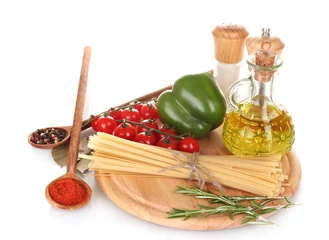 Zelfklevend Fotobehang spaghetti, jar of oil, spices and vegetables © Africa Studio