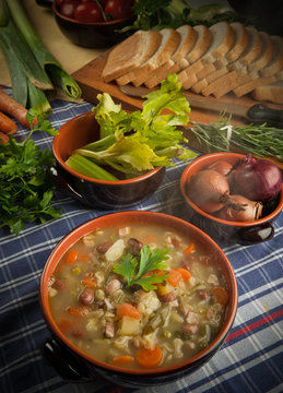 Minestrone di verdure e legumi - soup of vegetables and legumes