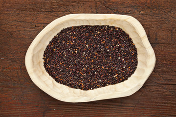 red quinoa grain