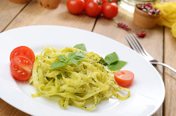 Pasta pesto