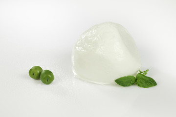 mozzrella olive e basilico