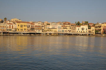Fototapeta na wymiar portu Chania