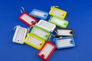 Etichette per chiavi in plastica colorata