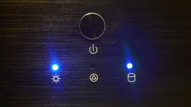 blinking harddisk lamp
