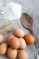 Ingredientes para preparar un bizcocho