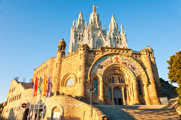 Fototapeta na wymiar Tibidabo kościół w Barcelonie, Hiszpania.