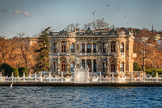 K&uuml;&ccedil;&uuml;ksu Kasrı