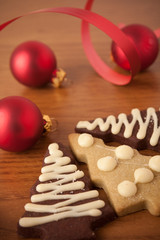Tree cookies with red ribbon and baubles