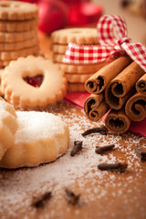 Cinnamon sticks with Christmas cookies