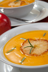 Roasted Apple Pumpkin Soup