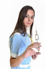 infirmière avec injection