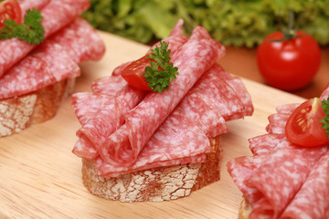 Fingerfood mit Salami