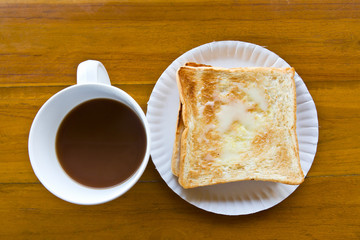 Coffee cup and Pour the milk toast