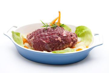Hirschbraten in Bratform
