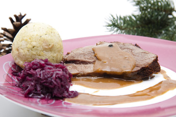 Rotkohl mit Semmelknödel