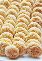 pine nut macaroons