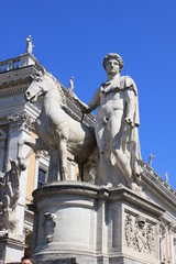 Fototapeta na wymiar Statua Pollux, Piazza del Campidoglio w Rzymie
