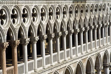 Fototapeten Venice, facade of the palace of the doges, the Palazzo Ducale © travelview