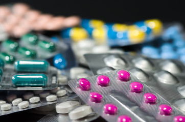 médicament,pilules,blisters,génériques,santé