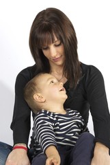 relation familiale mère et enfant