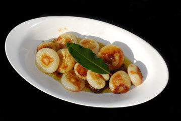 sweet and sour onions