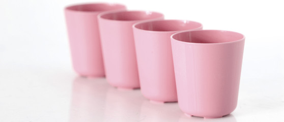 becher in rosa