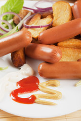 Chicken sausage with mustard and roasted potato