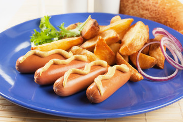 Chicken sausage with mustard and roasted potato