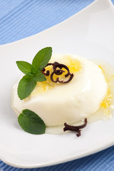 Vanilla Panna Cotta Dessert