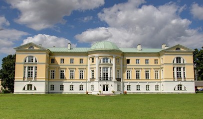 Fototapeta premium chateau en lettonie