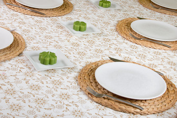 Gedeckter Tisch