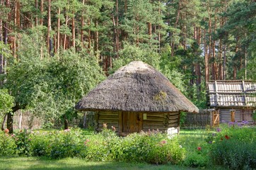 maison traditionnelle lettone