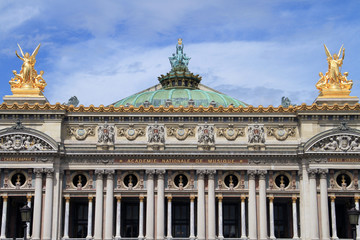 Fototapeta na wymiar Opéra Garnier