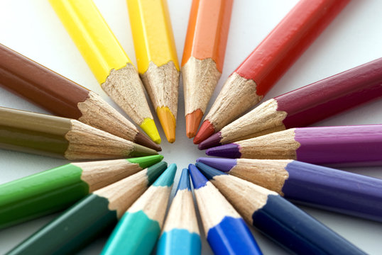 Color pencils as a wheel