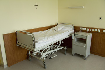 Krankenhausbett