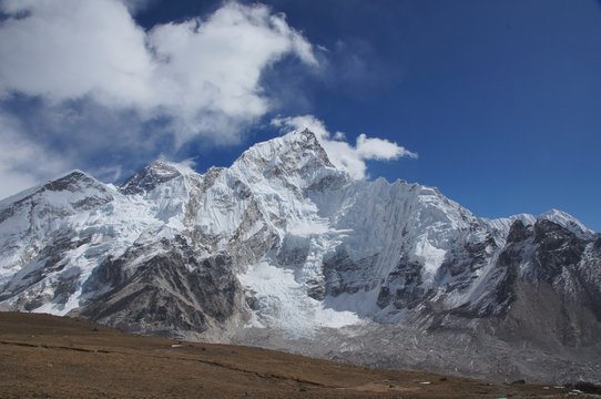 Everest  mountain peaks view from Kala Pattar, Nepal