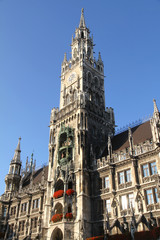 Fototapeta na wymiar Rathaus von München