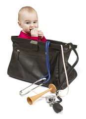 toddler in midwifes case