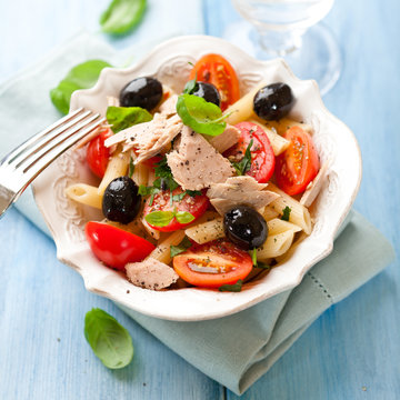 Pasta salad with tun and black olives