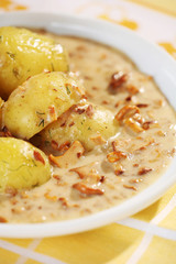 boiled potatoes and chanterelles sauce