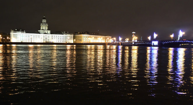 Night view of the University Embankment