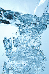 Obraz na płótnie Canvas bubbles in water
