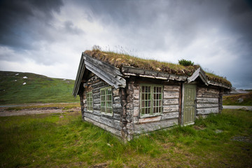 Fototapeta na wymiar Old cabin in Norway.
