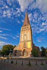 Fototapeta na wymiar Kościół Świętego Piotra w Rostocku.