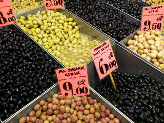 Black and Green Olives with Price Tags for Sale