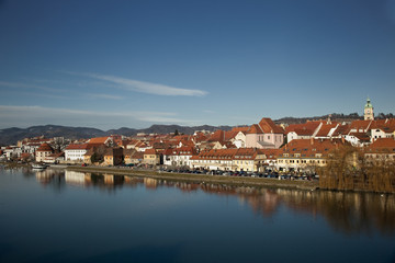 Naklejka na ściany i meble Panoramiczny widok z Maribor, Słowenia.