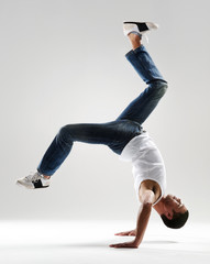 handstand dance