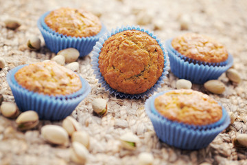 pistachio muffins