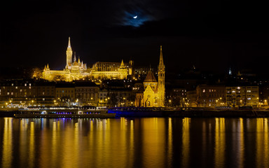 Budai Reformatus , Fisherman's Bastion at night, Budapest