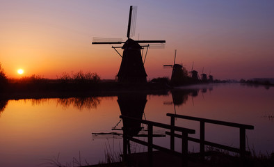 die berühmten Mühlen von Kinderdijk